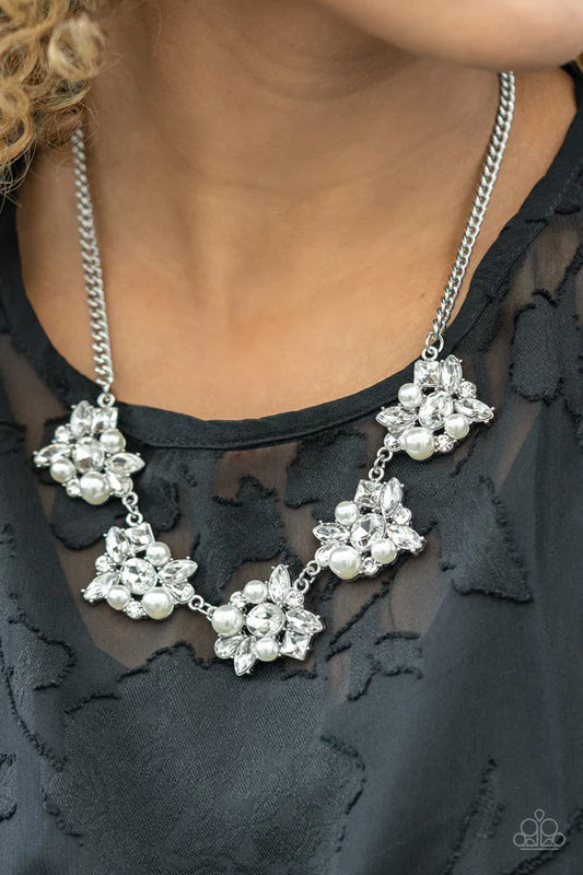 HEIRESS of Them All - White ♥ Necklace