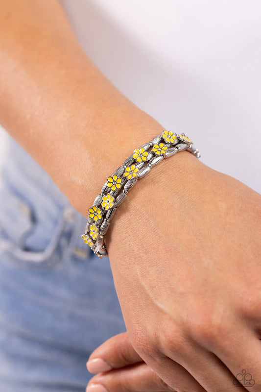 Scattered Springtime - Yellow ♥ Bracelet