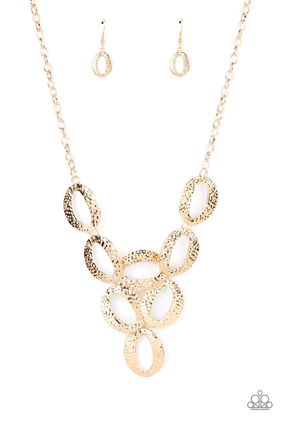 OVAL The Limit - Gold ♥ Necklace