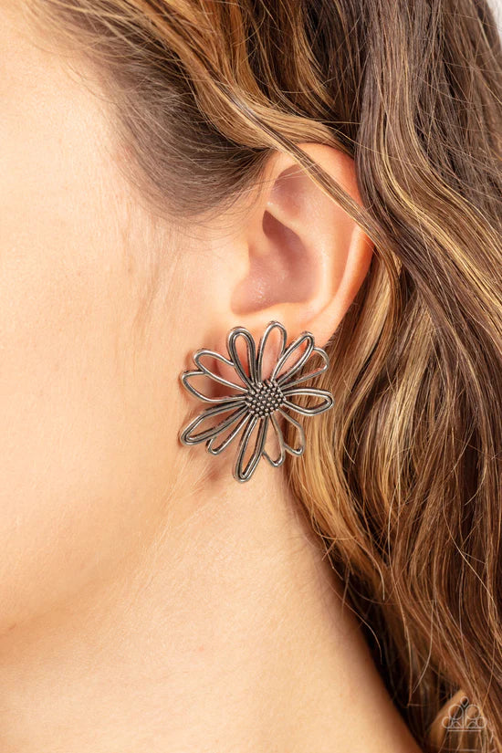 Artisan Arbor - Silver ♥ Post Earrings